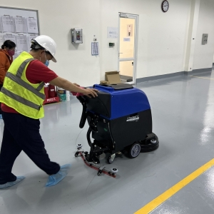 Đánh bóng sàn nhà 